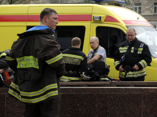 11 человек пострадали при пожаре в центре Москвы