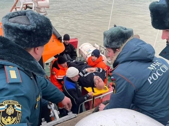 Один человек погиб в результате крушения сухогруза в бухте Новороссийска
