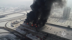 МЧС показало горящий склад в Красноярске с воздуха: видео