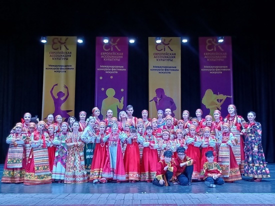 Брянский ансамбль «Зарянка» стал лауреатом «REVOLUTION FEST»