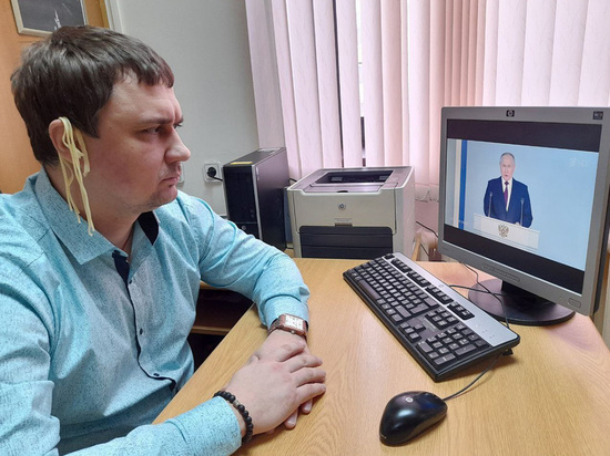 Самарский депутат Абдалкин прослушал послание Путина с лапшой на ушах