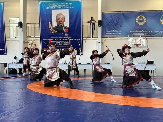 Всероссийский турнир по борьбе памяти Базара Ринчино открыли в Агинском