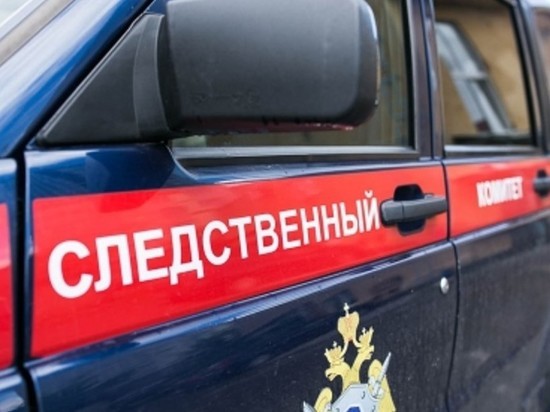 В Марксе нашли тело 64-летнего мужчины в машине у магазина