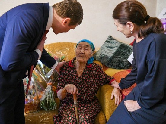 Одной из жительниц Хакасии сегодня исполнилось 100 лет