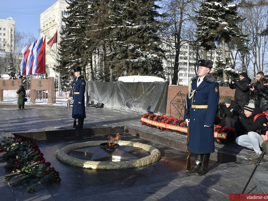 Во Владимире почтили память воинов, павших, защищая Отечество