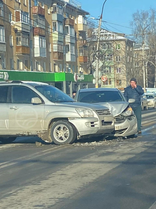На улице Гагарина в Рязани произошло ДТП