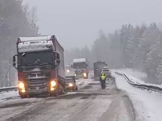 На трассе М-5 в сторону Челябинска образовалась пробка