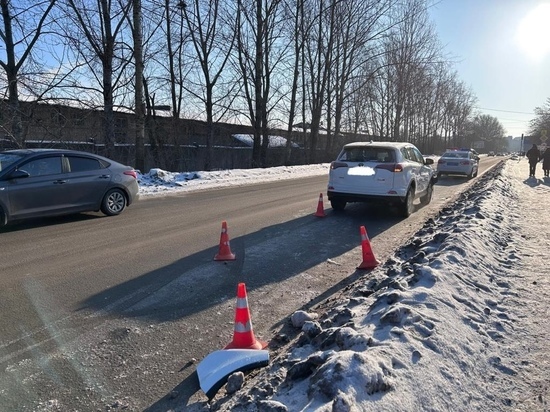 Водитель сбил двух пешеходов в Вологде
