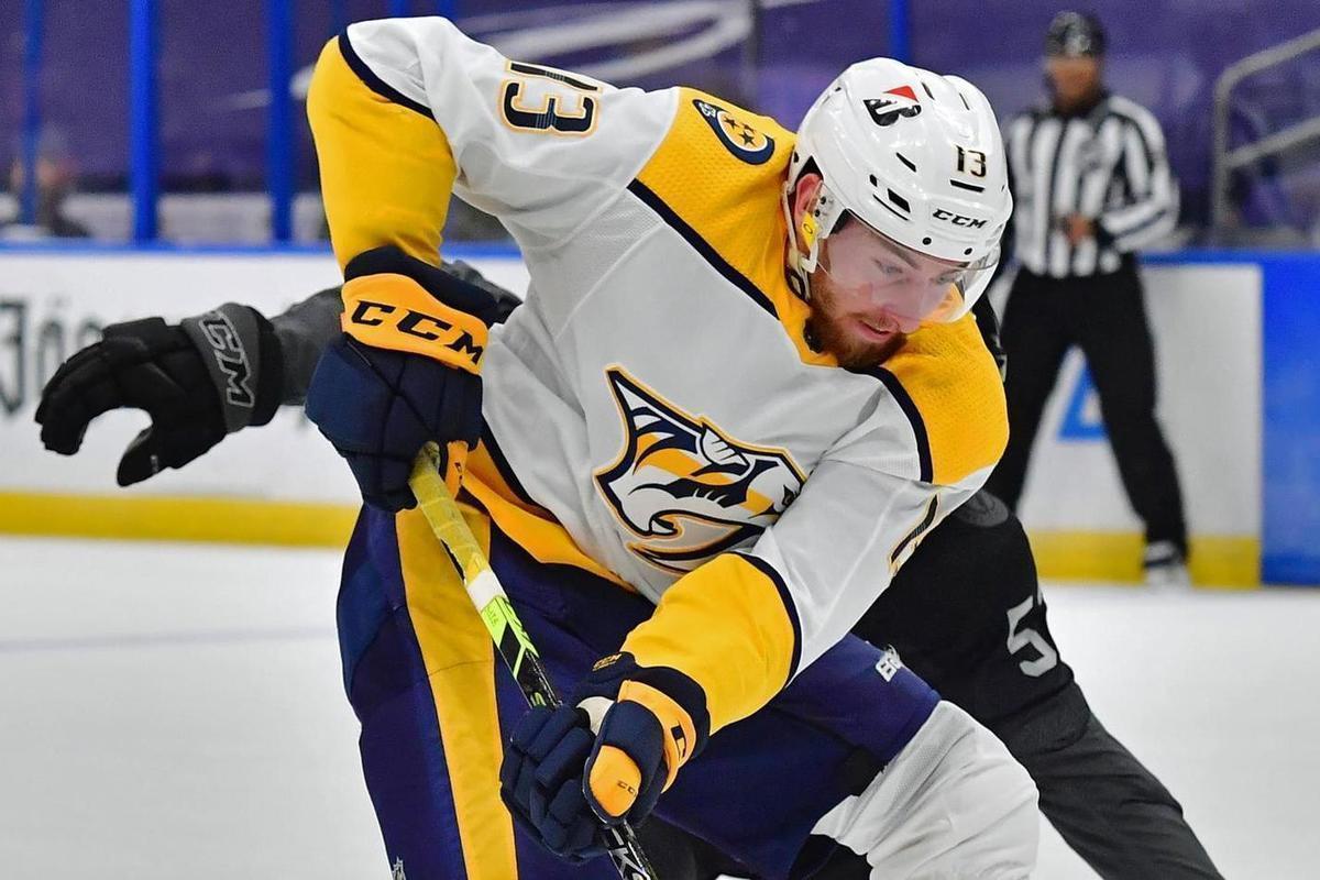 Яков тренин Nashville Predators. Тренин НХЛ 2022. Флорида Нэшвилл 26.09.2022. Тренин Павел.