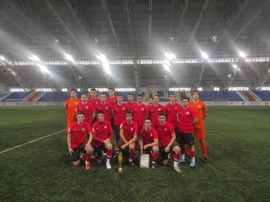Футболисты из Читы заняли 2 место на турнире «Зимний кубок» в Новосибирске