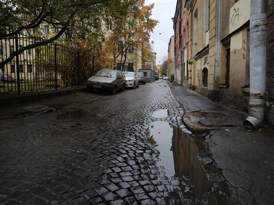 Калининградцы в соцсетях обсуждают решение убрать брусчатку с улицы Радищева