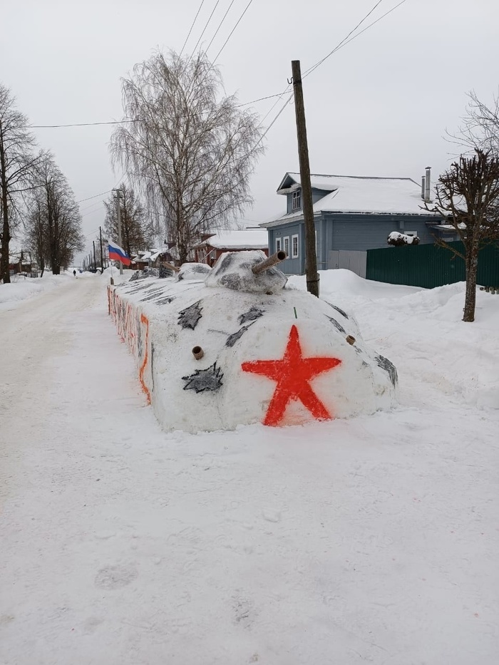 «Битва снежных танков» завершилась в Кохме 23 февраля