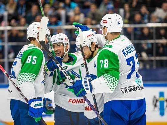 Уфимский «Салават Юлаев» уверенно обыграл «Сибирь»