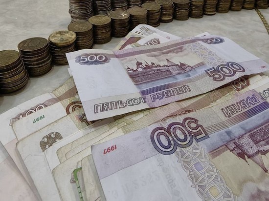 Мошенники обманули жительницу Приморья на 600 тысяч рублей