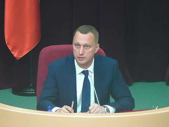 Саратовский губернатор Роман Бусаргин попал под иностранные санкции