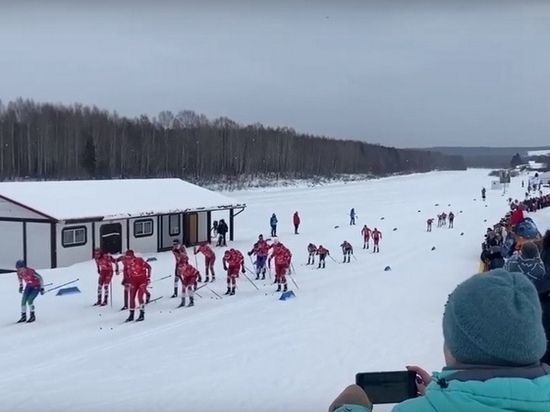 Наталья Непряева выиграла скиатлон на «Чемпионских высотах» в Архангельской области