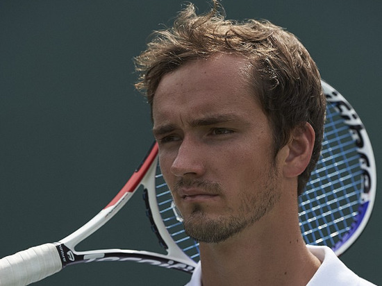 Теннисист Медведев выиграл турнир ATP 250 в Дохе