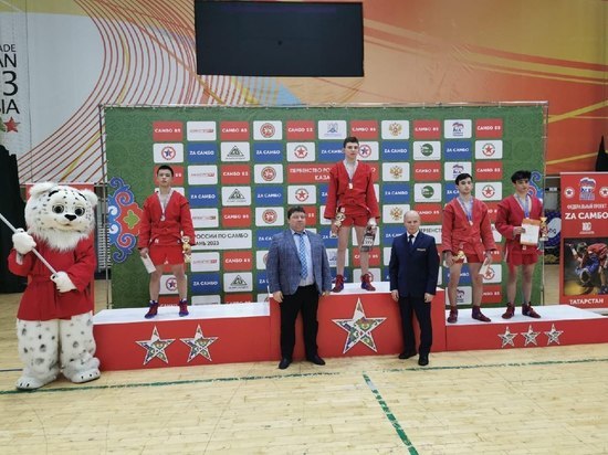 Сахалинец завоевал серебряную медаль на первенстве России по самбо