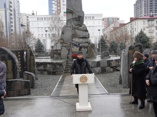 Спикер Парламента ЧР призвал вернуть дома депортированных из Дагестана чеченцев