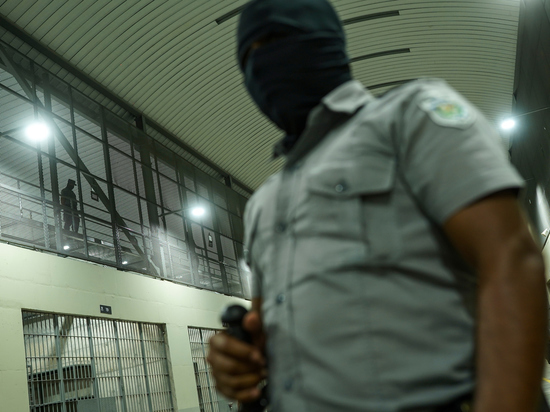 Президент Сальвадора продемонстрировал жесткость в обуздании разгулявшейся преступности