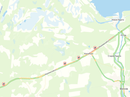 Почти 36-километровый затор образовался на Мурманском шоссе под Петербургом