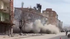 Новое мощное землетрясение произошло в Турции: видео разрушенных домов