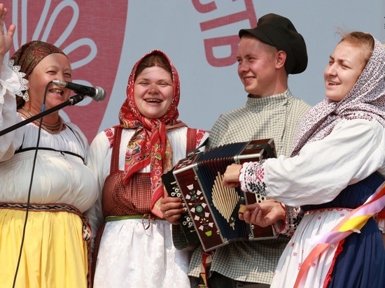 Гармонисты, аккордеонисты и баянисты Вологодчины поборются за Кубок России