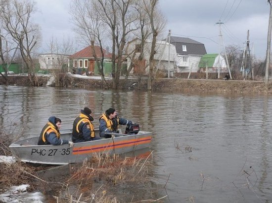 В Курске в рамках подготовки к паводку проверяют состояние водоотводных каналов