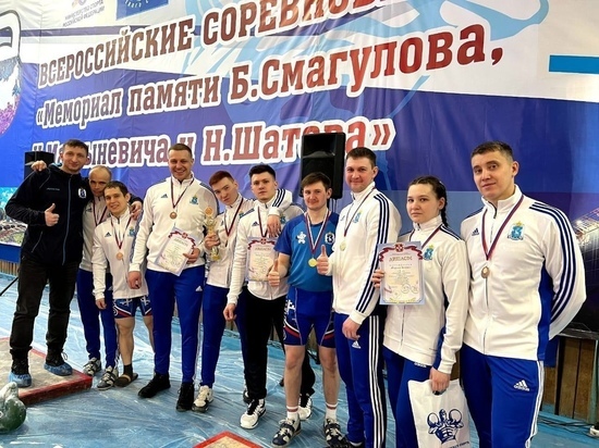 Гиревики с Ямала выиграли 7 золотых и 5 серебряных медалей на всероссийских соревнованиях