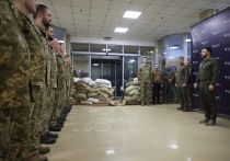 В Краматорске 19 февраля разгрузили 11 вагонов, наполненных шрапнельными боеприпасами со спецмаркировкой, накануне аналогичные боеприпасы модернизировали в США под поражающие элементы, имеющие жидкие рецептуры раздражающих веществ