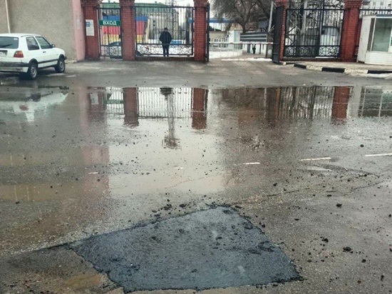На ямочном ремонте дорог в Белгороде бригады работают круглосуточно