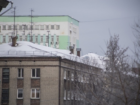 МЧС Новосибирска использует беспилотники для наблюдения за снегом на крышах
