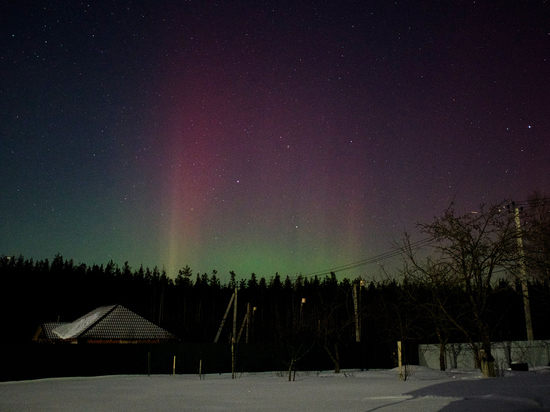 Астрофотографы запечатлели разноцветную «акварель» в ночном небе
