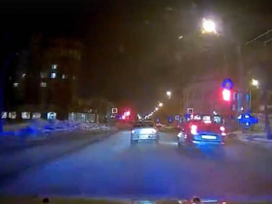 В Йошкар-Оле пьяный водитель Kia 9 раз промчал на красный свет, уезжая от полиции