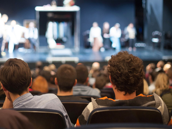 В Невинномысске 8 марта состоится премьера спектакля «Шутка в 2-х действиях»