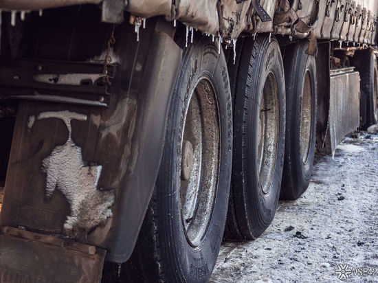 В Кемерове раньше срока запретили грузовикам движение по городу