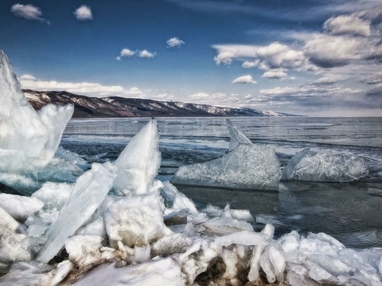 Одноразовые товары из пластика запретили на Байкальской природной территории