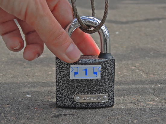 РКН ограничил доступ к фотобанку Shutterstock из-за деструктивного контента