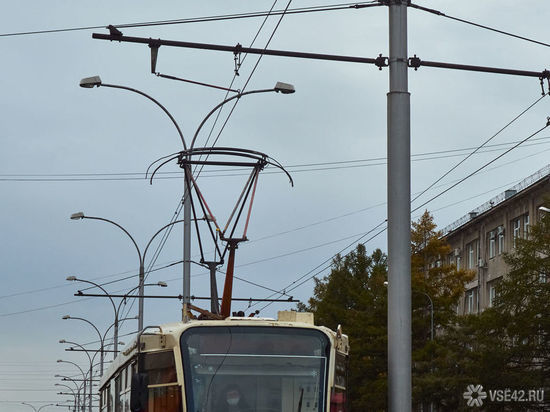 «Постоянно сломанные»: кемеровчане пожаловались на трамваи, которые регулярно ломаются