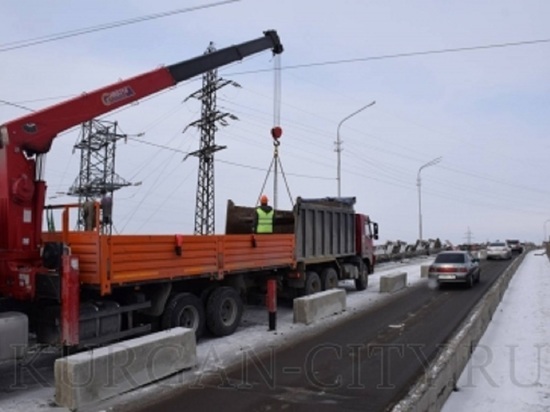 Полностью закроют для движения Чеховский мост в Кургане