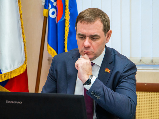 Спикер челябинского парламента Александр Лазарев оценил идею упрощения регистрации детей участников СВО