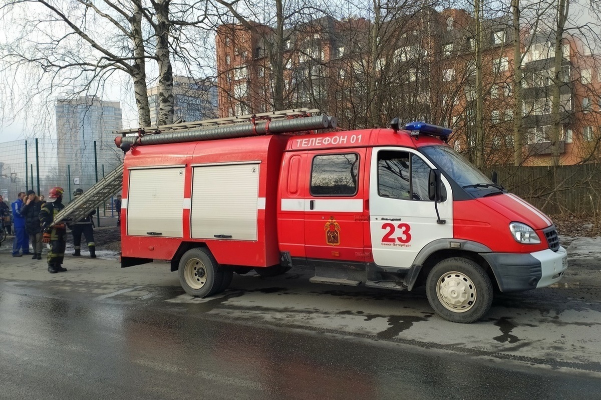 МЧС: пожар в здании Московского политеха ликвидирован - МК