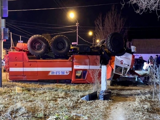 В Астрахани водителя пожарной машины обвинили в жутком ДТП с маршруткой