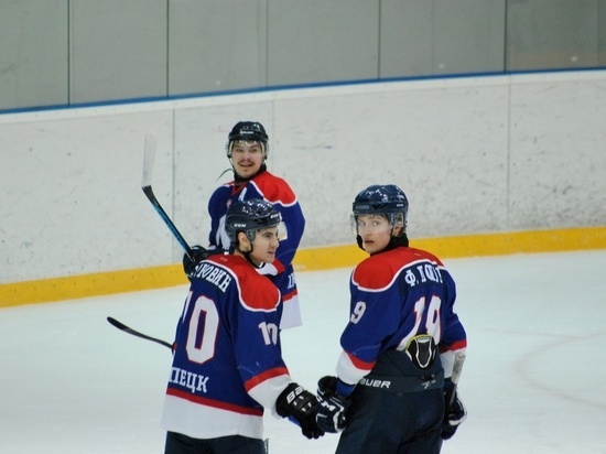 Хоккеисты «Липецка» проиграли последний матч в регулярном сезоне НМХЛ