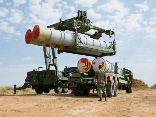 В Израиле опасаются, что российские С-400 сделают удар по Ирану невозможным