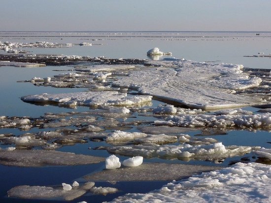 Две ледовые переправы закрыли в Кузбассе