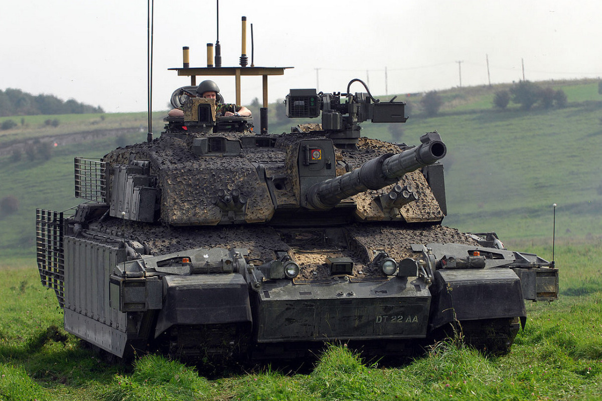 NATO tanks pose no threat, Russian ambassador to London says