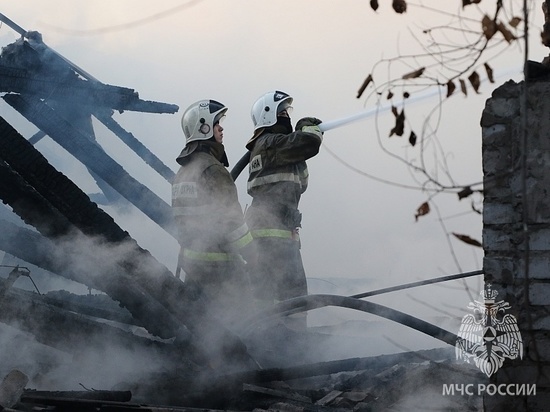 В Хакасии горели баня, жилой дом и многоквартирный дом