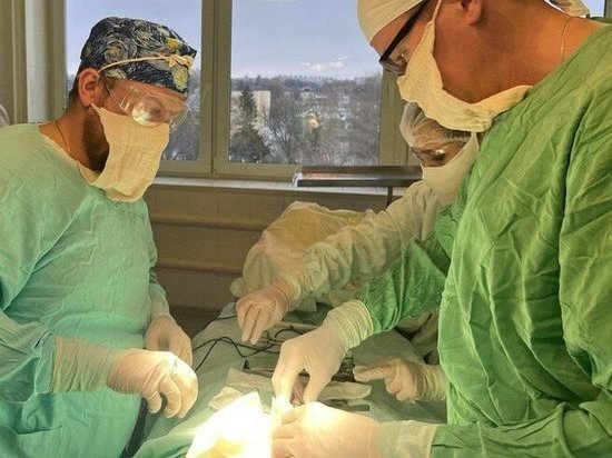 Оторванный палец смогли пришить мужчине долгопрудненские хирурги