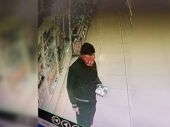 Мужчина украл четыре флакона духов из магазина в Нижнем Тагиле